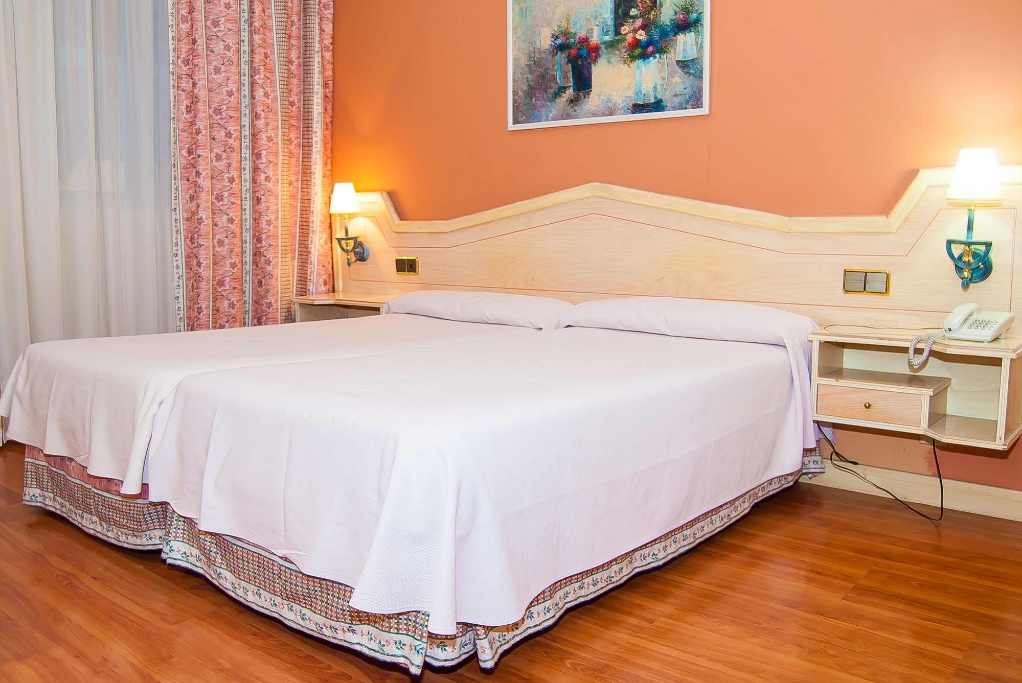 Ana Maria Hotel Granada Ngoại thất bức ảnh