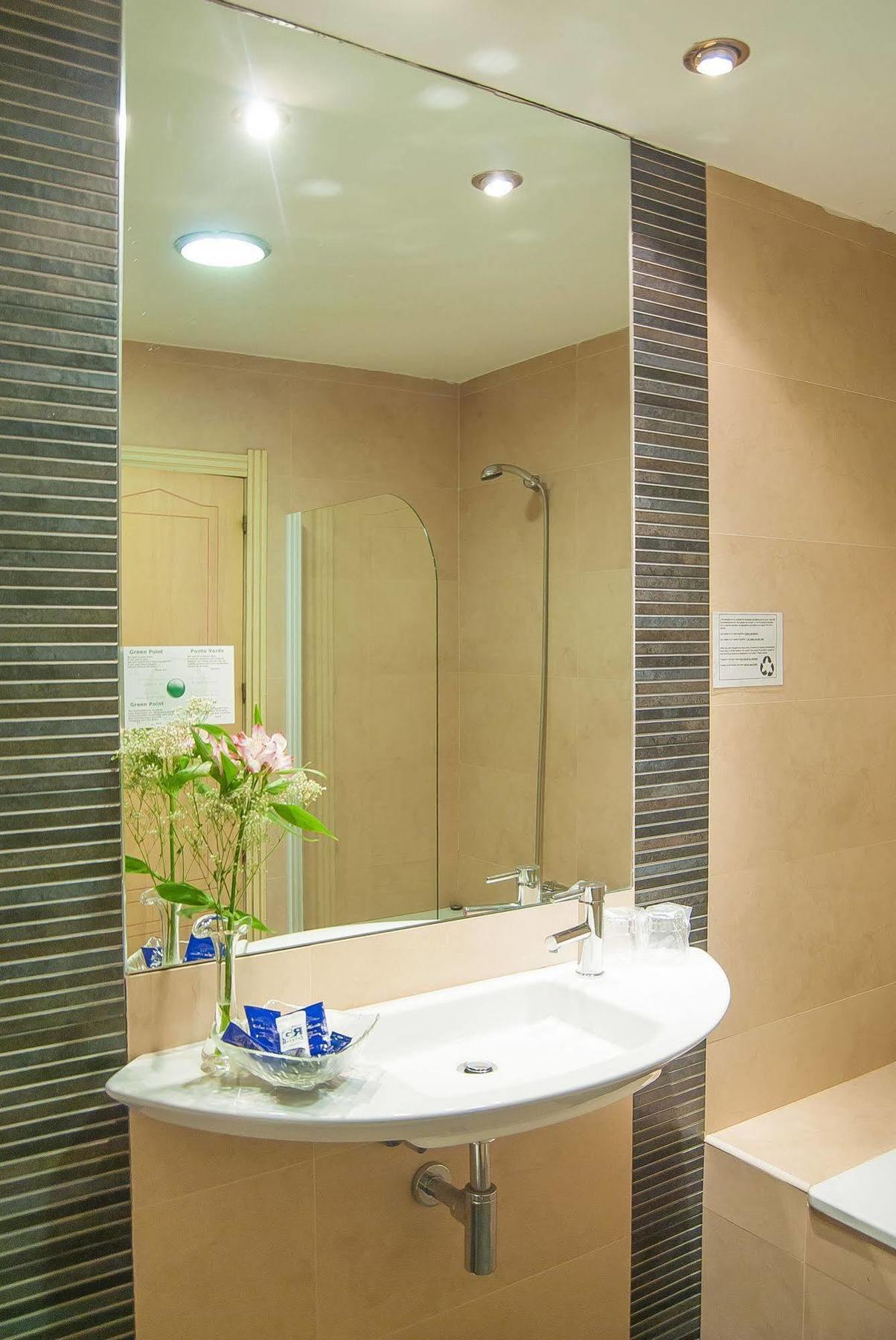 Ana Maria Hotel Granada Ngoại thất bức ảnh