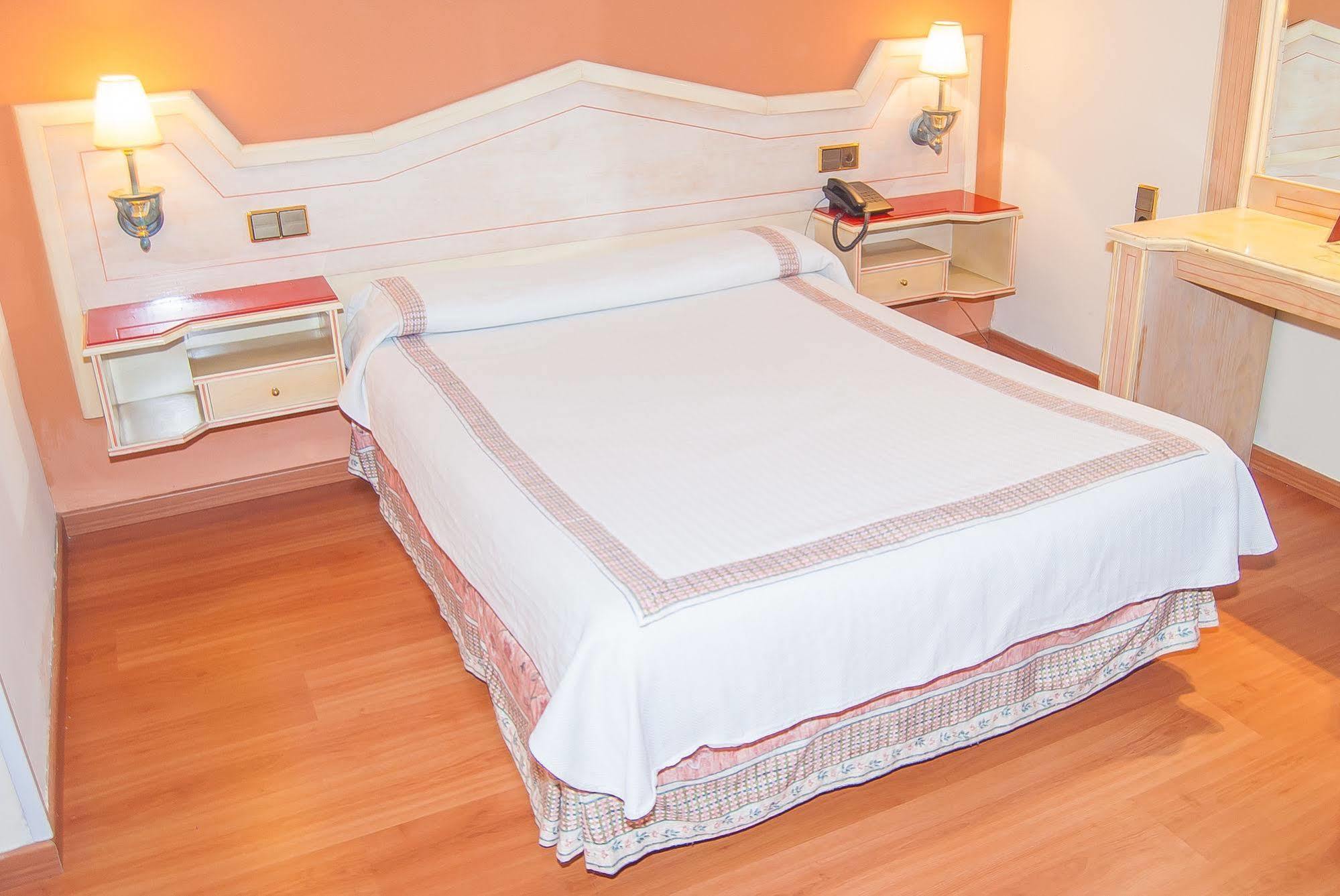 Ana Maria Hotel Granada Ngoại thất bức ảnh