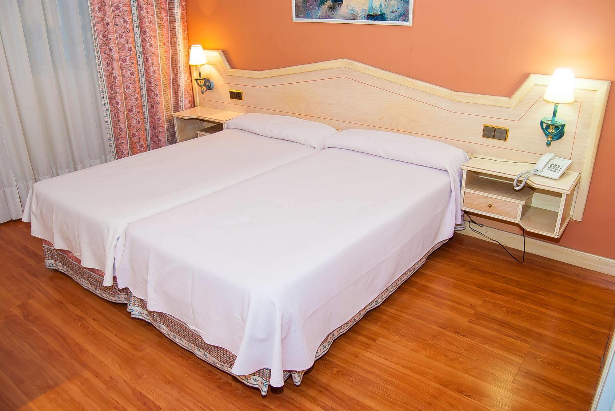 Ana Maria Hotel Granada Ngoại thất bức ảnh